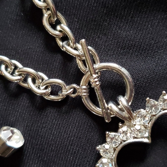 Crystal Heart Necklace & Stud Earrings Set - Silvertone - Picture 3 of 7